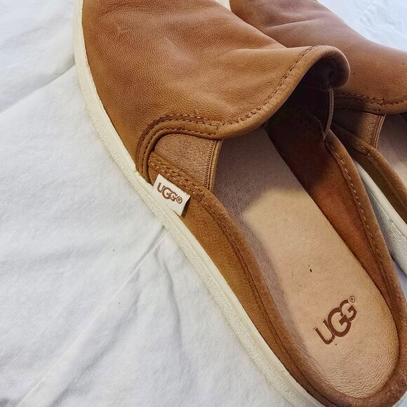 UGG Gene Nubuck Slip on Brown Sneakers Slide Leather Size 7.5 - Picture 3 of 9